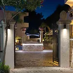 Pefkos View Suites & Maisonette